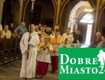 2016-09-16-nowi-kanonicy-księża-w-dobrym-mieście-15 (Średni)