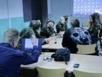 2017-10-24 sierpnia policja komisariat szkolenie klasa mundurowa (1)