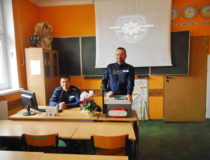 2017-10-24 sierpnia policja komisariat szkolenie klasa mundurowa (5)