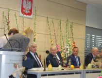 9a4ccd595a1bbfe486117d9ea4e31a80a01a97e2